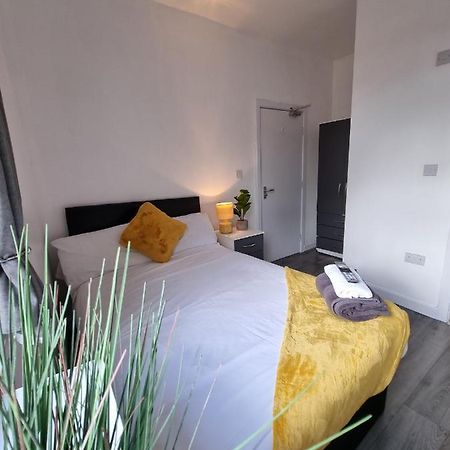 23 Woodhouse Villa Stoke-on-Trent ภายนอก รูปภาพ