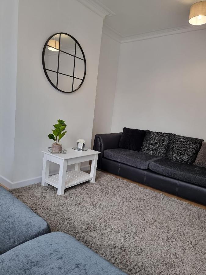 23 Woodhouse Villa Stoke-on-Trent ภายนอก รูปภาพ